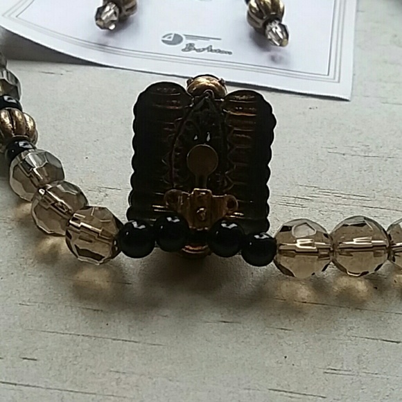 Artisan: B. Aston Necklace/ Earrings set - Picture 6 of 6